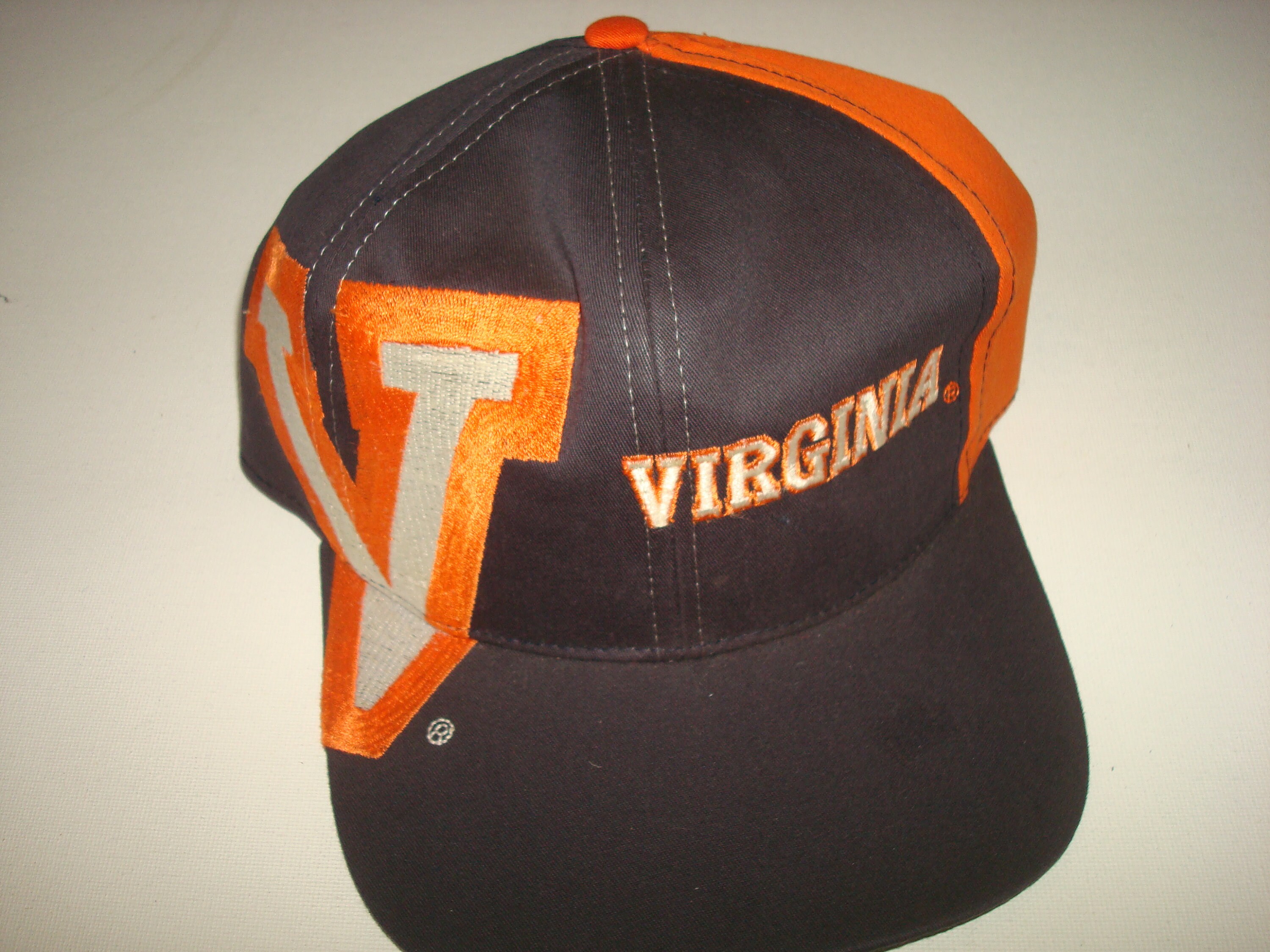 VIRGINIA CAVALIERS Script Vintage 