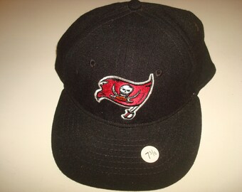 TAMPA BAY BUCCANEERS Logo Athletic 