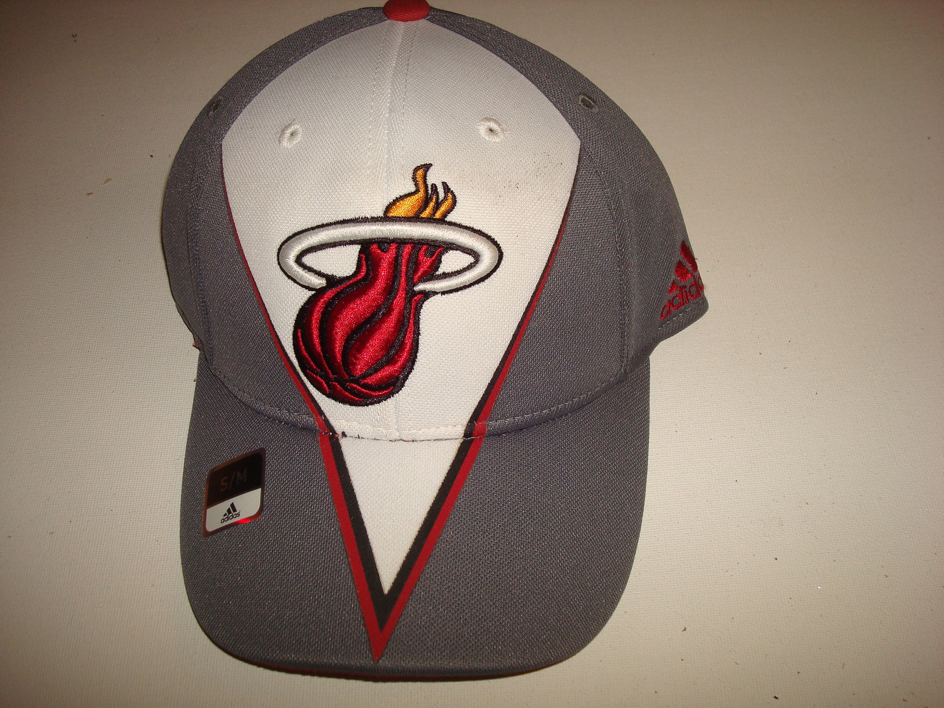 MIAMI HEAT fitted vintage hat 90s hat cap size 7 1/2