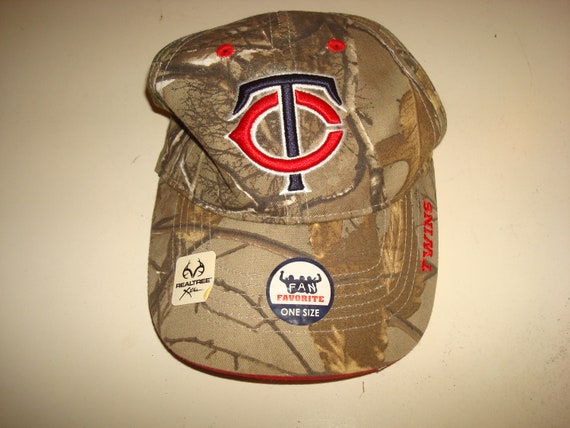 MINNESOTA TWINS Camo Beach Golf Vintage 
