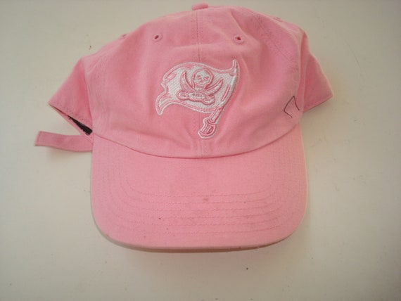 TAMPA BAY BUCCANEERS Pink Vintage Hat 