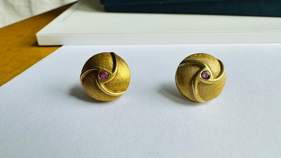 Vintage 18K Yellow Gold Ruby Earrings - image 1
