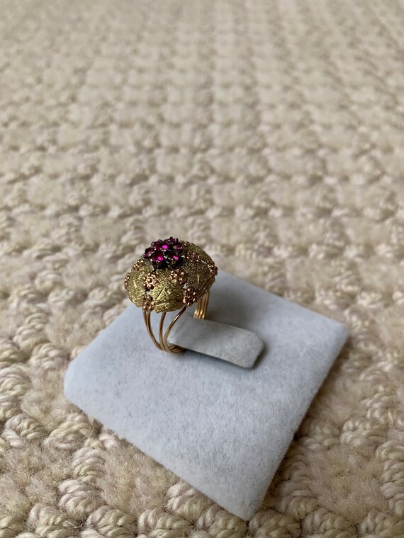 18K Yellow Gold Ruby Ring: Rosè Gold Detail, Size… - image 9