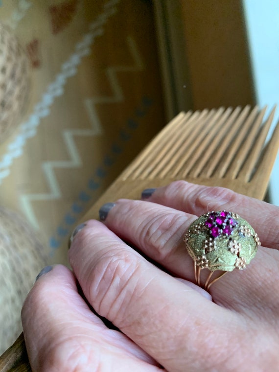 18K Yellow Gold Ruby Ring: Rosè Gold Detail, Size… - image 7