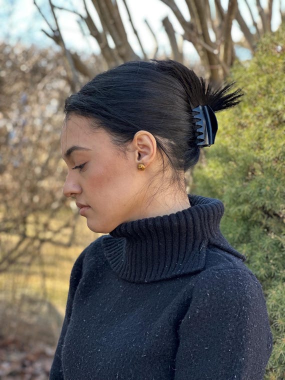 Vintage 18K Yellow Gold Ruby Earrings - image 10