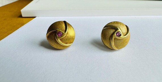 Vintage 18K Yellow Gold Ruby Earrings - image 8