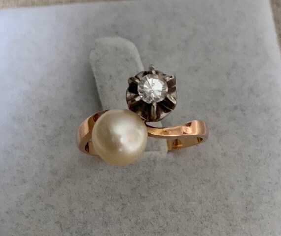 Antique Pearl and diamond Gold Ring - image 2