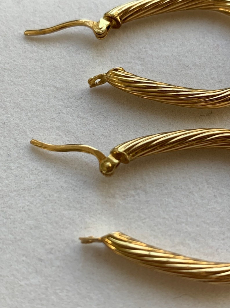 Vintage gold Earrings