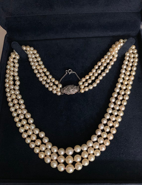 Vintage Pearl Necklace - image 4