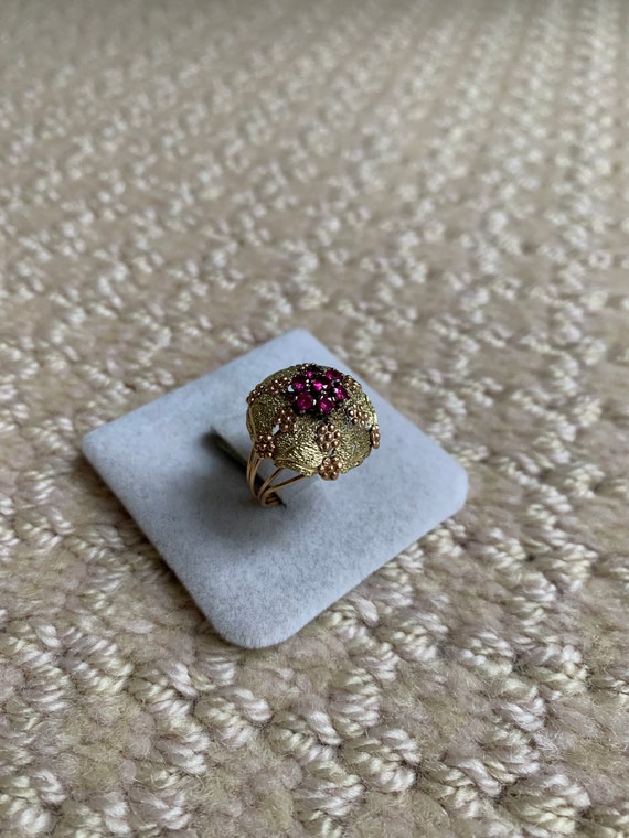 18K Yellow Gold Ruby Ring: Rosè Gold Detail, Size… - image 3