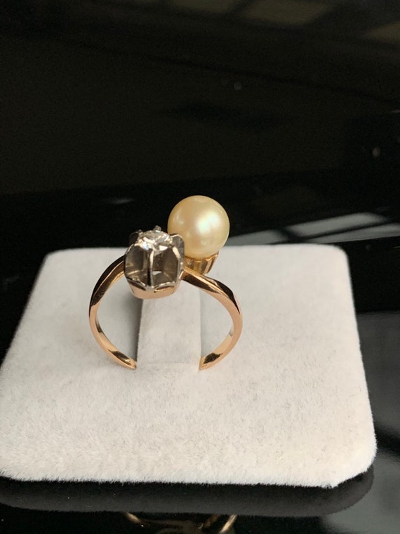 Antique Pearl and diamond Gold Ring - image 3