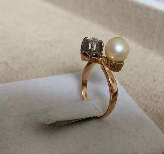Antique Pearl and diamond Gold Ring - image 4
