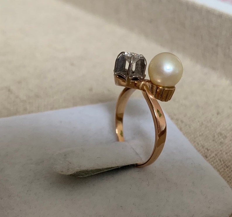 Antique Pearl and diamond Gold Ring image 4