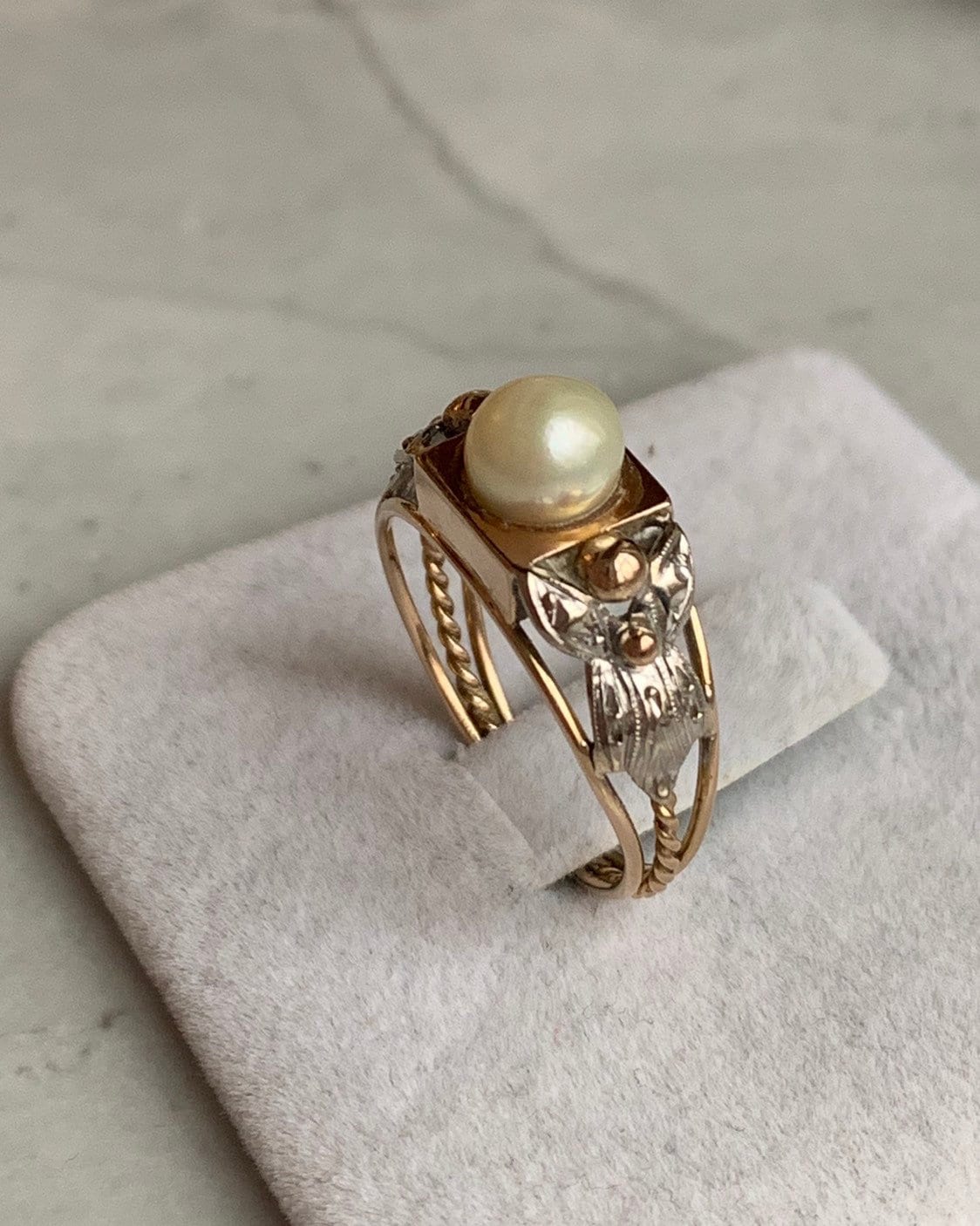 14k Gold Pearl Ring , Antique Vintage Style , With a Gentle Curly Gold  Strings , Handmade by Myself . - Etsy