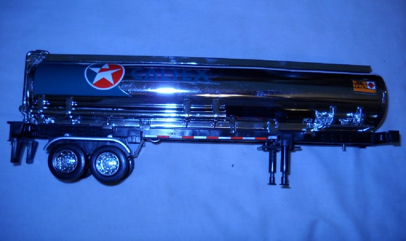 1:32 Scale Diecast California Texas Oil Company Tanker Trailer Diecast