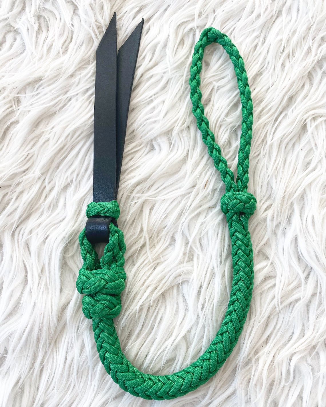 Paracord quirt whip with leather popper Etsy