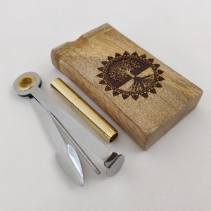 Tree of Life Mango Dugout with (up to 3) 2&quot; One Hitter Brass Pipes - Omnya 3 Inch Dug Out Stash Box with Bat and Cleaning Tool Set