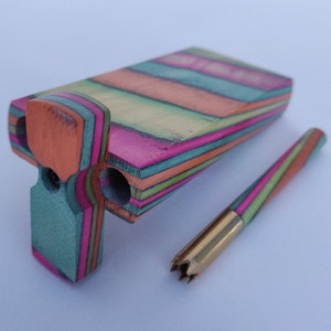 Rainbow Wood Dugout Stash Box, Grinder One Hitter Bat z barwionym drewnianym pudełkiem, 4 sita, wykopane, fajki mosiężne One Hitter, fajki do palenia