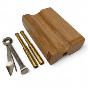 Beech Wood Dugout Stash Box w/ Lighter Slot, +2 Smooth Tip Ribbed One Hitter Bats, +10 Pipe Screens & Cleaning Tool - FAST SHIPPING