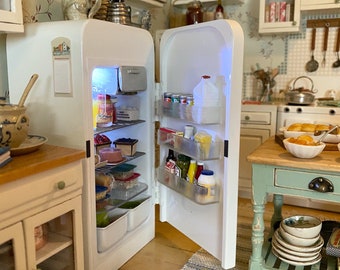 kathleen holmes miniatures