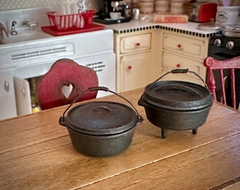 Dollhouse Miniature "Cast Iron" Dutch Ovens, Scale 1:12