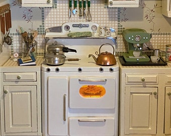 Nobranded 1/12 Scale Dollhouse Miniature Furniture Kitchen Cooking Cabinet Stove European Style Toy Kitchen Playset Kids Great Gift Nobranded 1/12 Scale Dollhouse Miniature Furniture Kitchen Cooking Cabinet Stove European Style Toy Kitchen Playset Kids Great Gift