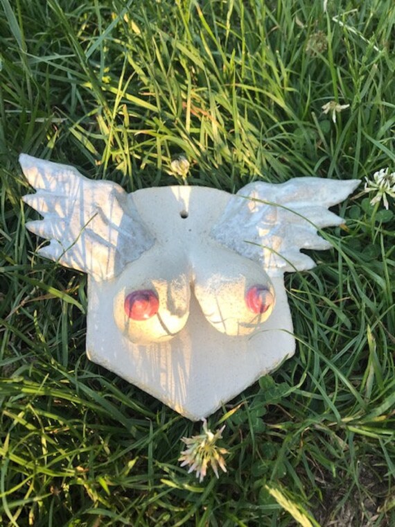 Trophée Seins - Céramique