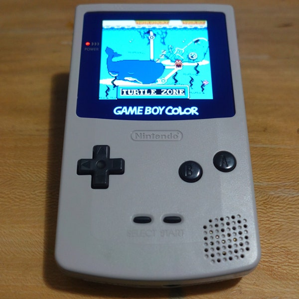 Gray Game Boy Color with Q5 IPS display