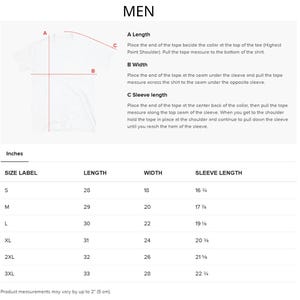 K&ouml;nnte beinhalten: Wei&szlig;es T-Shirt mit Messanweisungen. Das Bild enth&auml;lt ein Diagramm, das zeigt, wie man die L&auml;nge, Breite und &Auml;rmell&auml;nge eines T-Shirts misst. Die Ma&szlig;e sind in Zoll, mit Gr&ouml;&szlig;en von S bis 3XL.
