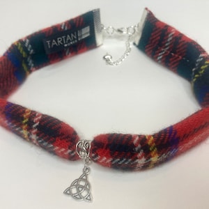 Royal Stewart Scottish tartan choker with Celtic knot charm and gift bag