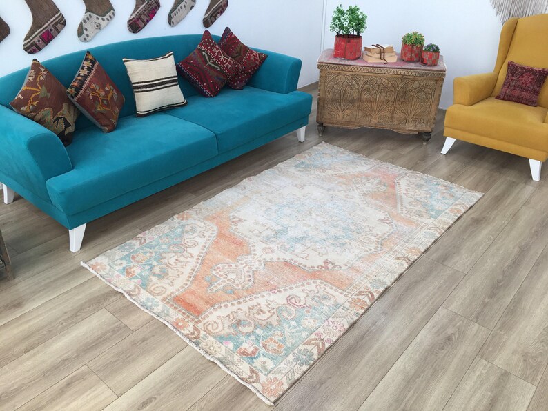 Coral Oushak Rug | 4.4x7.3 ft Living Room | Distressed Vintage Anatolian Wool image 2