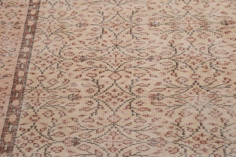 Oatmeal Floral Rug | 5.1x8.4 ft Living Room | Distressed Vintage Turkish Wool image 9