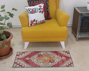 small size turkish rug , vintage area rug , 1.3 x 2.9 ft. , bohemian rug , area rug , aztec rug , decorative rug , stair rug , RK 3604