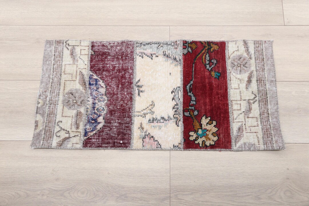 Patchwork Rug, Floral Turkish Rug, Mini Oushak Rug, Vintage Rug