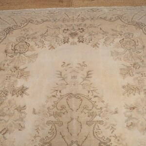 Alfombra neutra, alfombra en tonos tierra, alfombra hecha a mano, alfombra para sala de estar, alfombra anudada a mano, alfombra antigua, alfombra de lana, alfombra para dormitorio, 6.4 x 9.9 pies, RK 12401 imagen 5