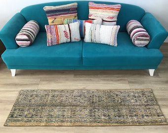 Rug fragment, Oushak rug, Bathroom rug, Turkish rug, Area rug, Worn rug, 1.7 x 5.9 ft, Front door rug, Oriental rug, Boho rug, RK 9320