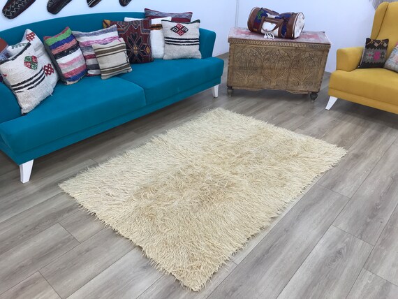 Soft rug, Furry rug, Turkish wool rug, Area rug, Tulu rug, Vintage rug, Beige rug, Rug for nursery, Scandinavian decor, 3.8 x 5.7 ft RK 5521