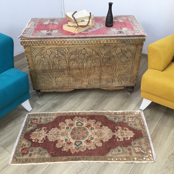 bedroom rug, turkey rug, oushak rug, antique rug, turkish rug, kitchen rug, livingroom rug, boho rug, 1.7 x 3.3 ft.,  RK 9636