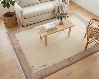 Ivoorkleurig tribal vloerkleed | Woonkamer van 5,6 x 7,9 ft | Vintage Anatolische tribale wol