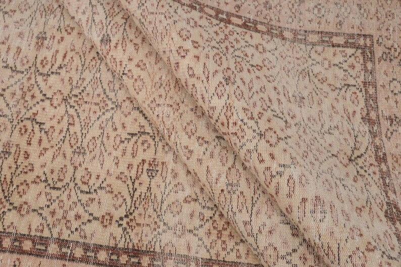 Oatmeal Floral Rug | 5.1x8.4 ft Living Room | Distressed Vintage Turkish Wool image 10