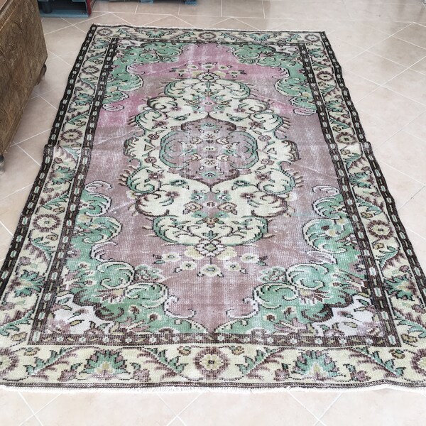 purple oushak rug / vintage turkish rug / area rug / wool rug / bohemian rug / living room rug / pastel color rug / 5.7 x 8.9 ft. / RK 909