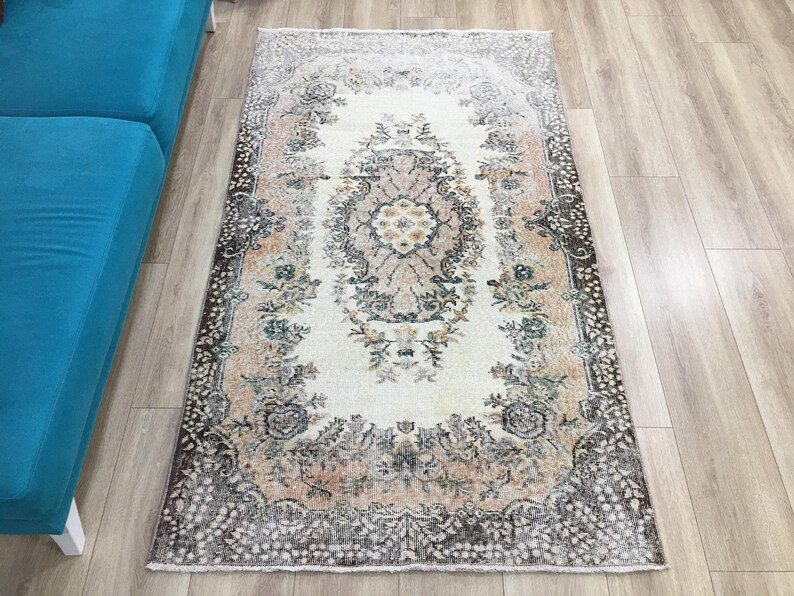 Pink area rug, Handknotted rug, Turkish rug, Worn rug, Livingroom rug, Floral rug, Bedroom rug, Antique rug, Cotton rug, 3.9 x 7 ft, RK 6863 image 2