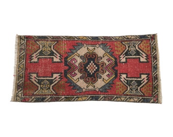 Palace Door Rug, Modern Decor Rug, Vintage Minmal Rug, Medallion Rug, Turkish Rug, Gif For Him, Hosewarmin Rug, 1.5 x 3.3 Ft Rug, RK 13306