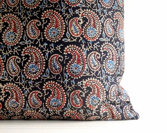 Black Paisley kalamkari print cushion cover, 18x18 cushion cover, Bohemian paisley pillow, Indian print block print cushion