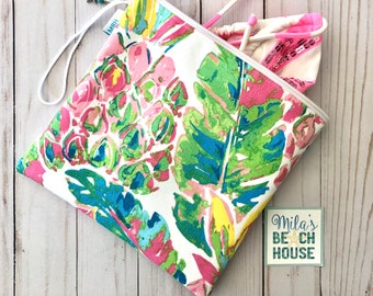 Water resistant bikini wet bag / cosmetic bag