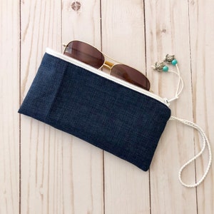 Sunglasses case  / sunglasses holder / glasses pouch