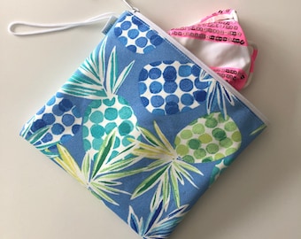 Water resistant bikini wet bag / cosmetic bag