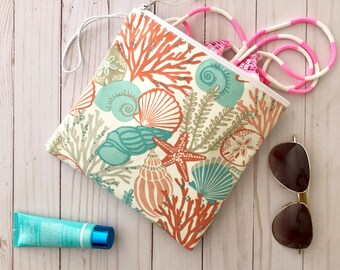 Water resistant bikini wet bag / swim bag