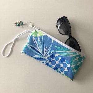 Sunglasses pouch / sunglasses case / glasses case