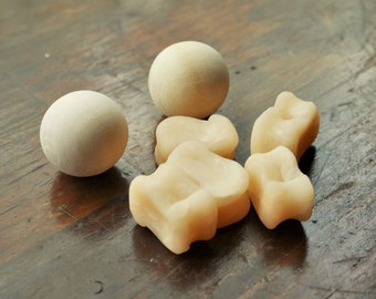 Handmade Game of Knucklebones (Jacks) 18th Century Reproduction